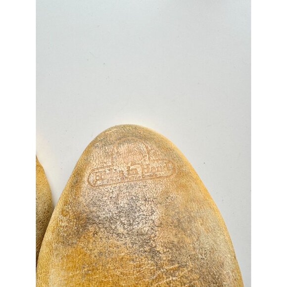 HIDES IN HAND Yellow Moose Leather Single Sole Moccasins, Size 11 - Picture 11 of 14